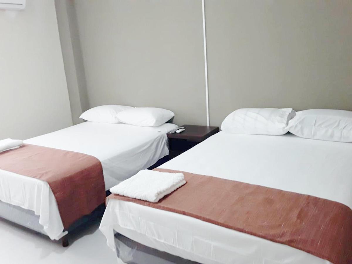 Amaca Host, Centro Historico, Independencia 249. Hotel Санта Крус де ла Сиера Екстериор снимка