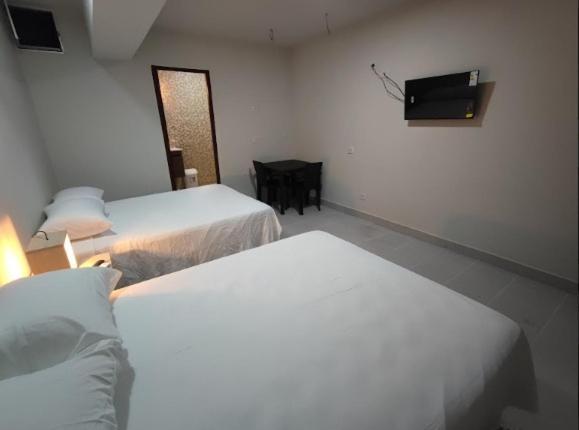 Amaca Host, Centro Historico, Independencia 249. Hotel Санта Крус де ла Сиера Екстериор снимка