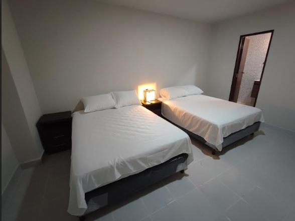 Amaca Host, Centro Historico, Independencia 249. Hotel Санта Крус де ла Сиера Екстериор снимка