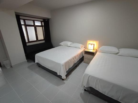 Amaca Host, Centro Historico, Independencia 249. Hotel Санта Крус де ла Сиера Екстериор снимка