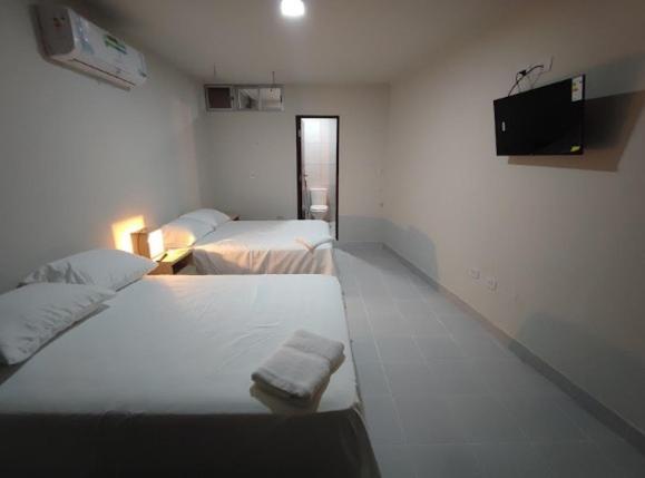 Amaca Host, Centro Historico, Independencia 249. Hotel Санта Крус де ла Сиера Екстериор снимка
